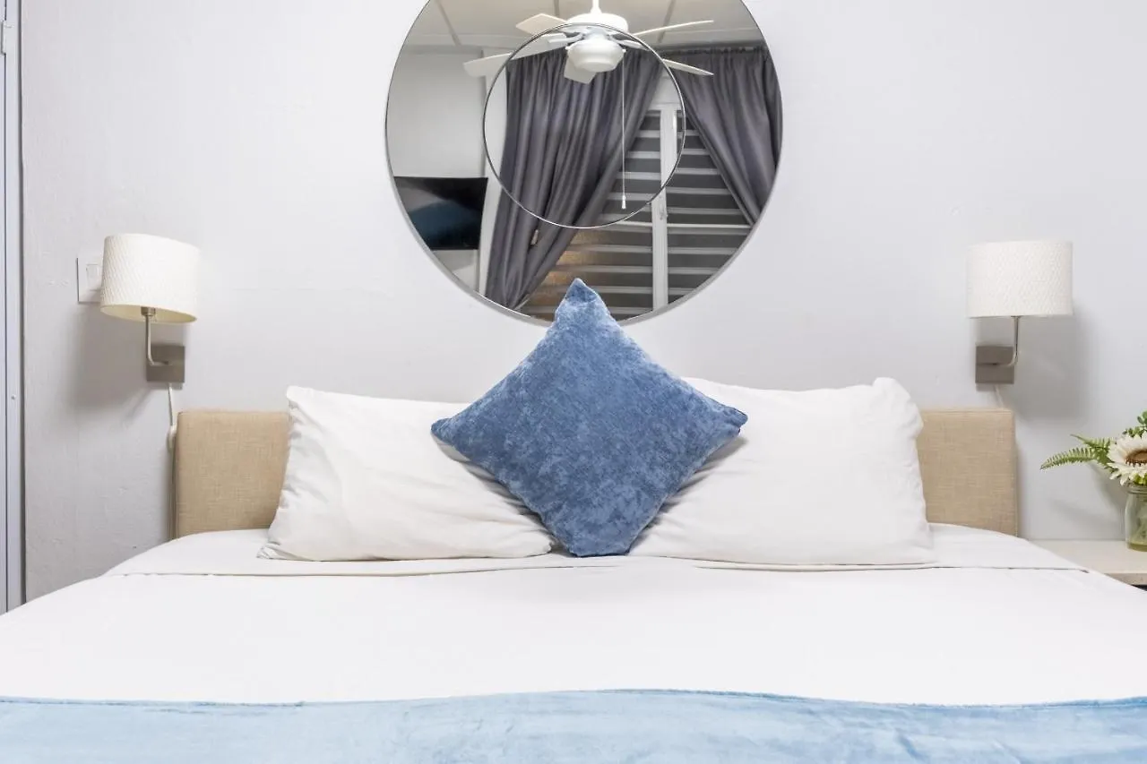 Prime Location At Condado Beach King Studio - Apt 4 San Juan
